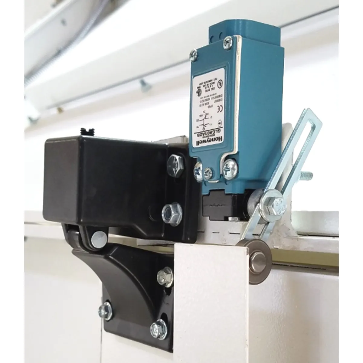 Commercial Semi Down Draft Paint Spray Booth (Assy) - 3 Phase