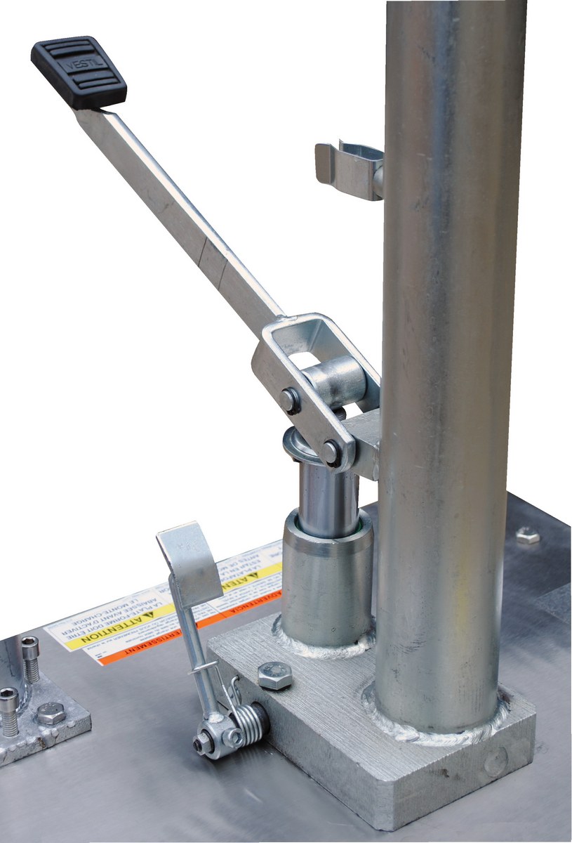 Partially Stainless Steel Hydraulic Post Table 18 In. x 18 In. 500 Lb. Capacity