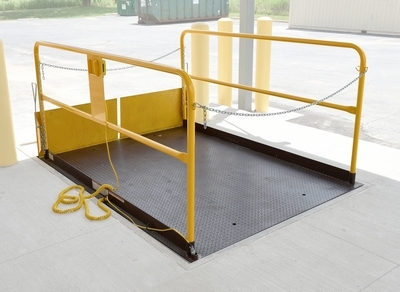 Steel Premium Truck Scissor Dock Lift 6 Ft x 10 Ft 10,000 Lb. Capacity 