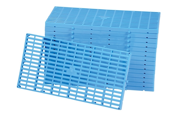 Polyethylene Floor Grid 15 Pack 1100 Lb. Capacity